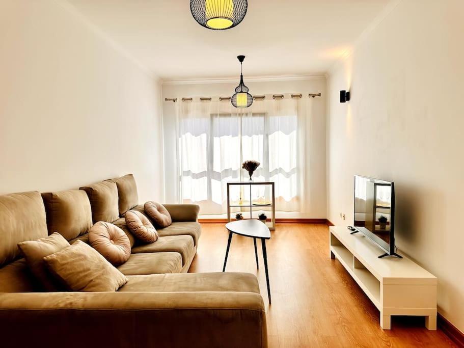 Sweety Bela Vista Apartment Lisboa Eksteriør bilde